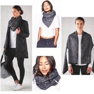 Lululemon Vinyasa Scarf / Wrap. Versatile wear